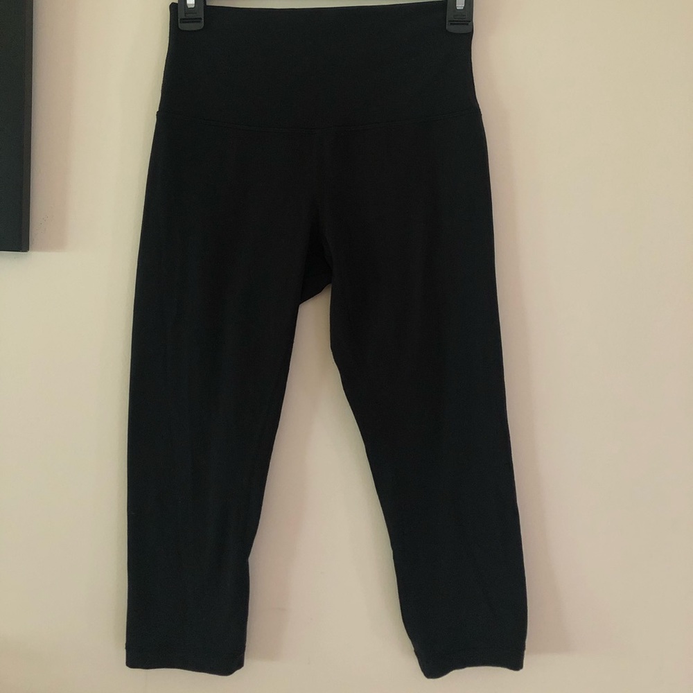Lululemon Black Align Cropped Leggings